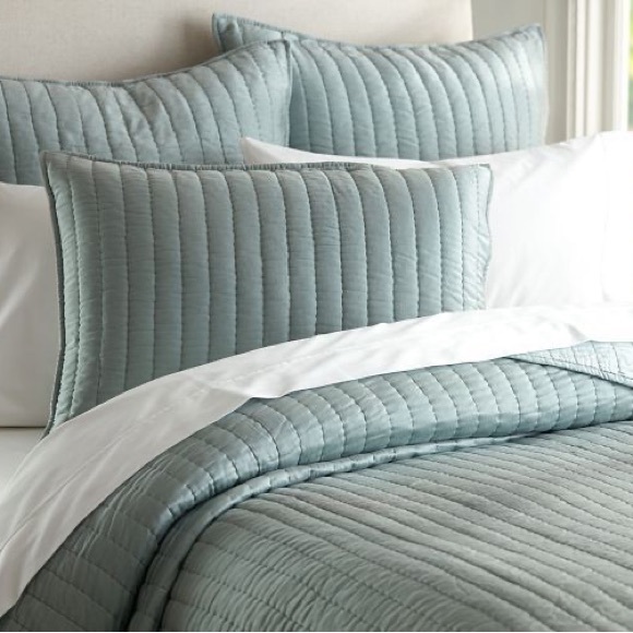 Pottery Barn Channel Quilted Silk /Cotton Two Tone Euro sham - Picture 1 of 6